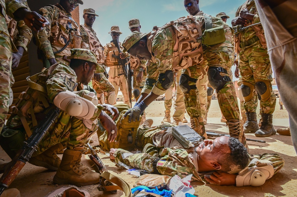 Field medic training in an outdoor environment